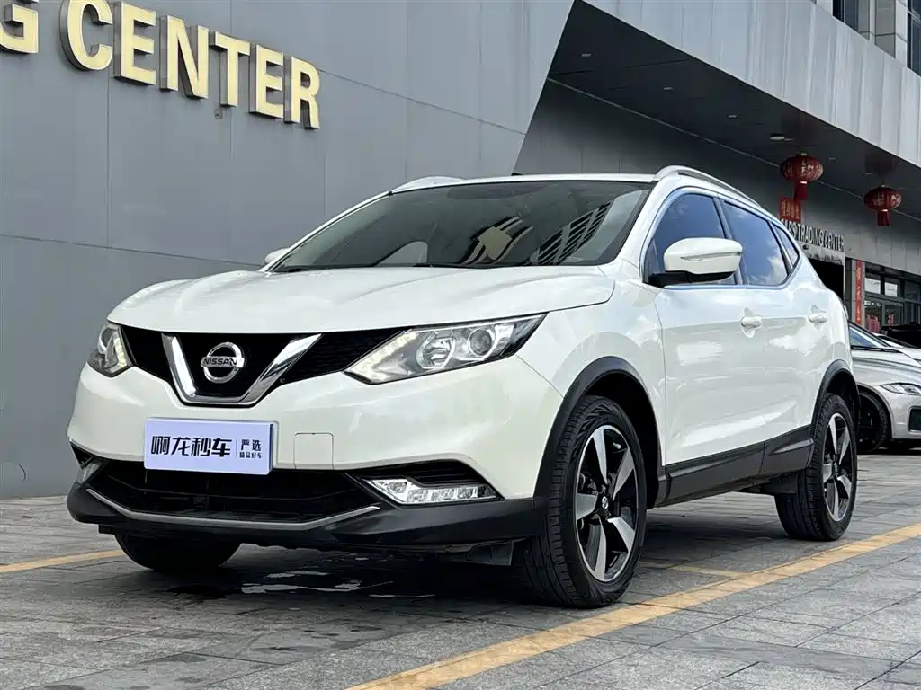 NISSAN QASHQAI 2017