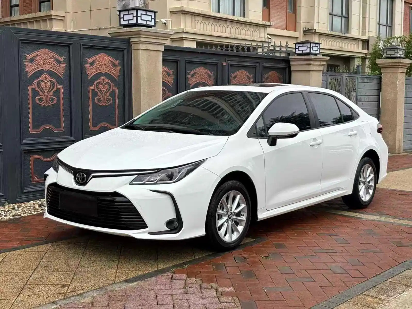 TOYOTA COROLLA 2023