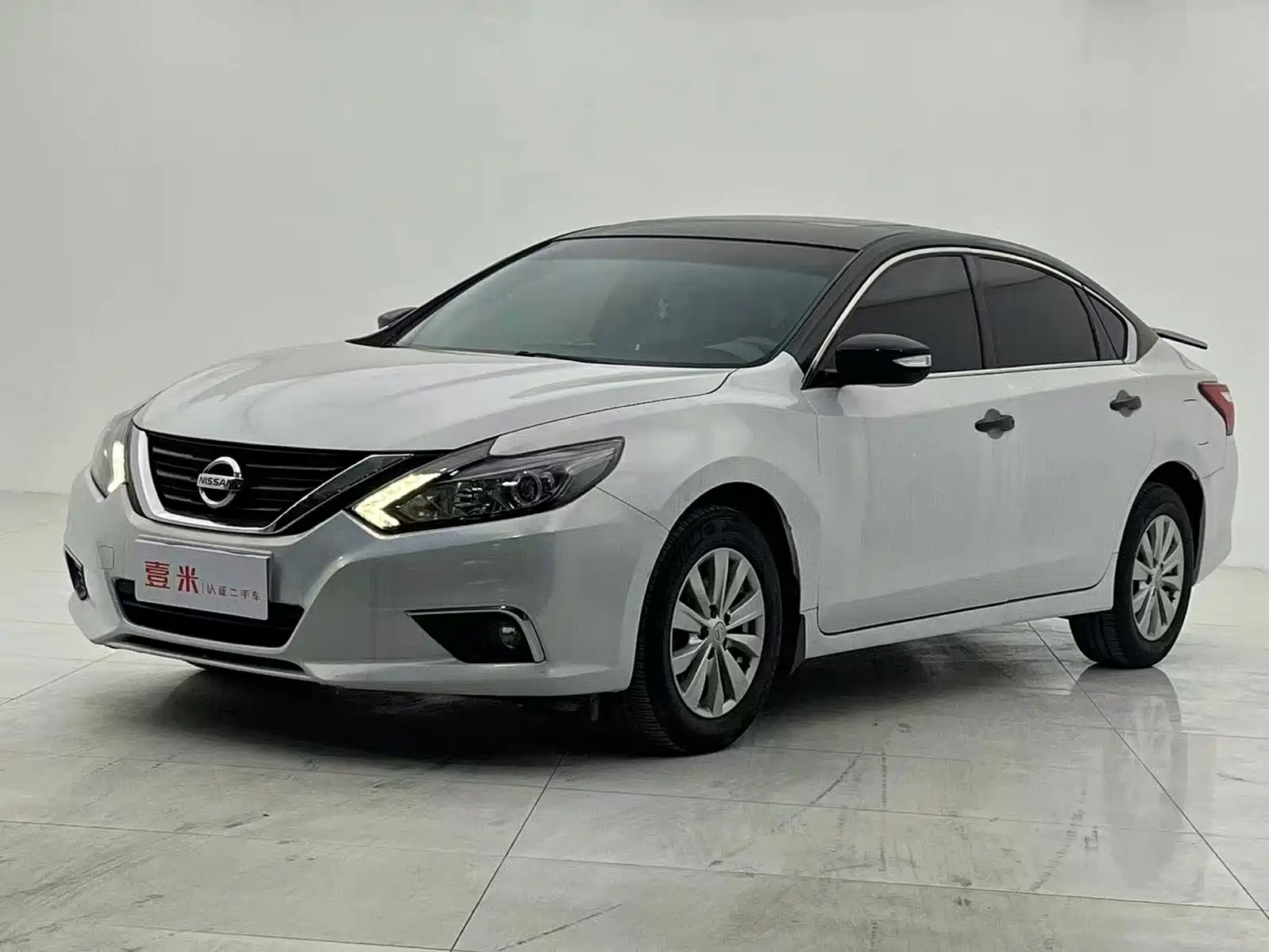 NISSAN TEANA 2016