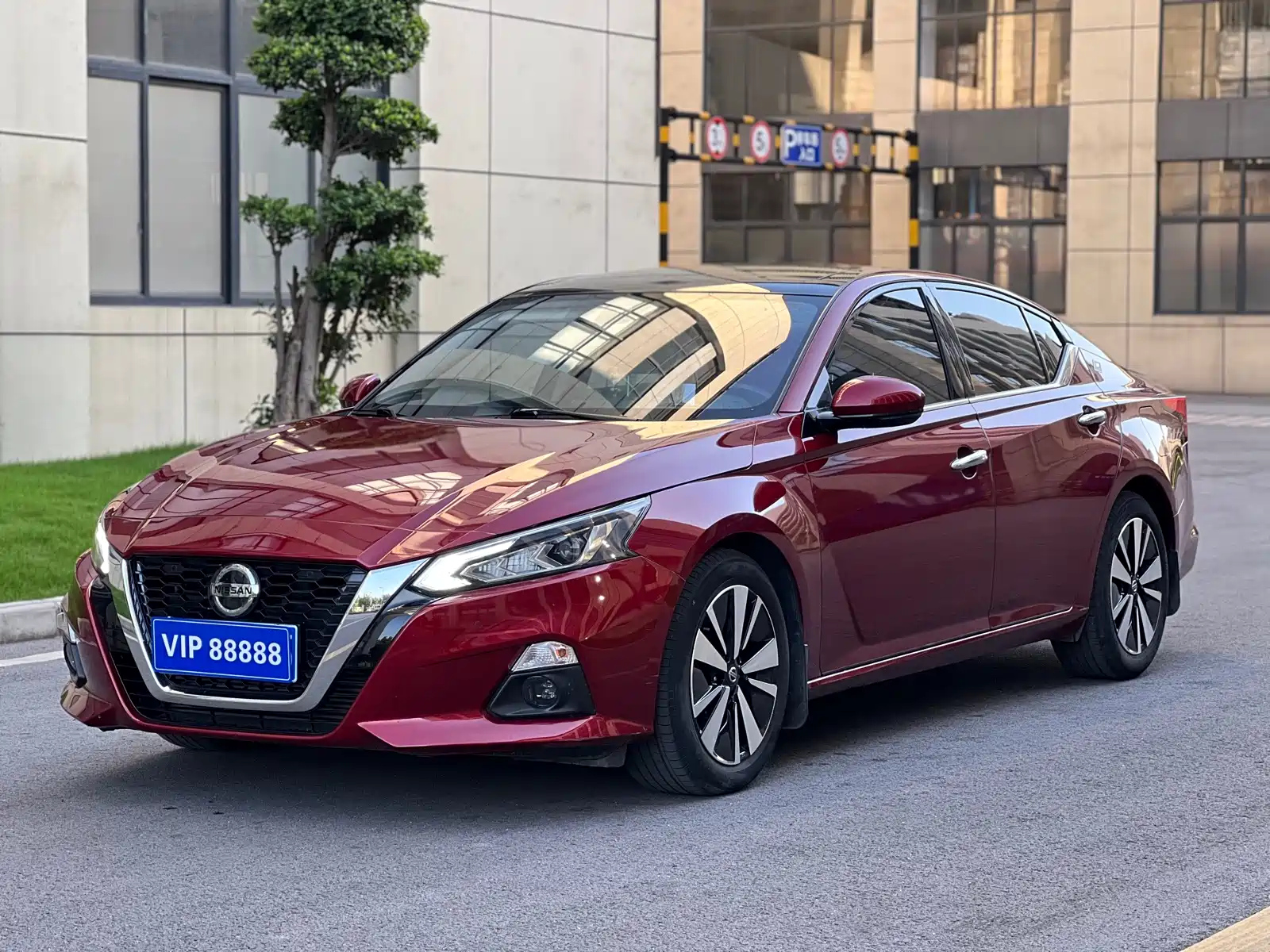 NISSAN TEANA 2020