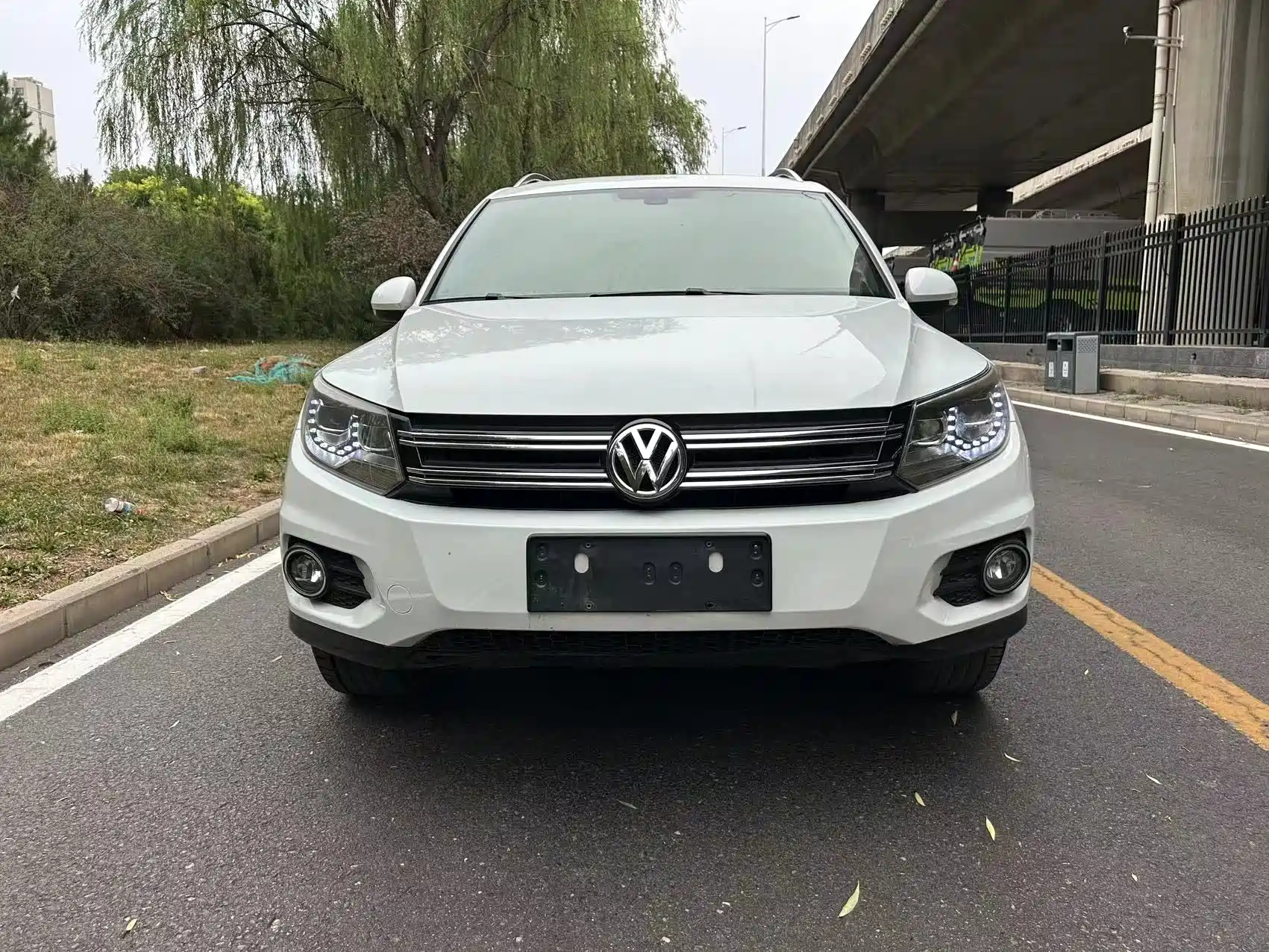 VOLKSWAGEN TIGUAN 2015