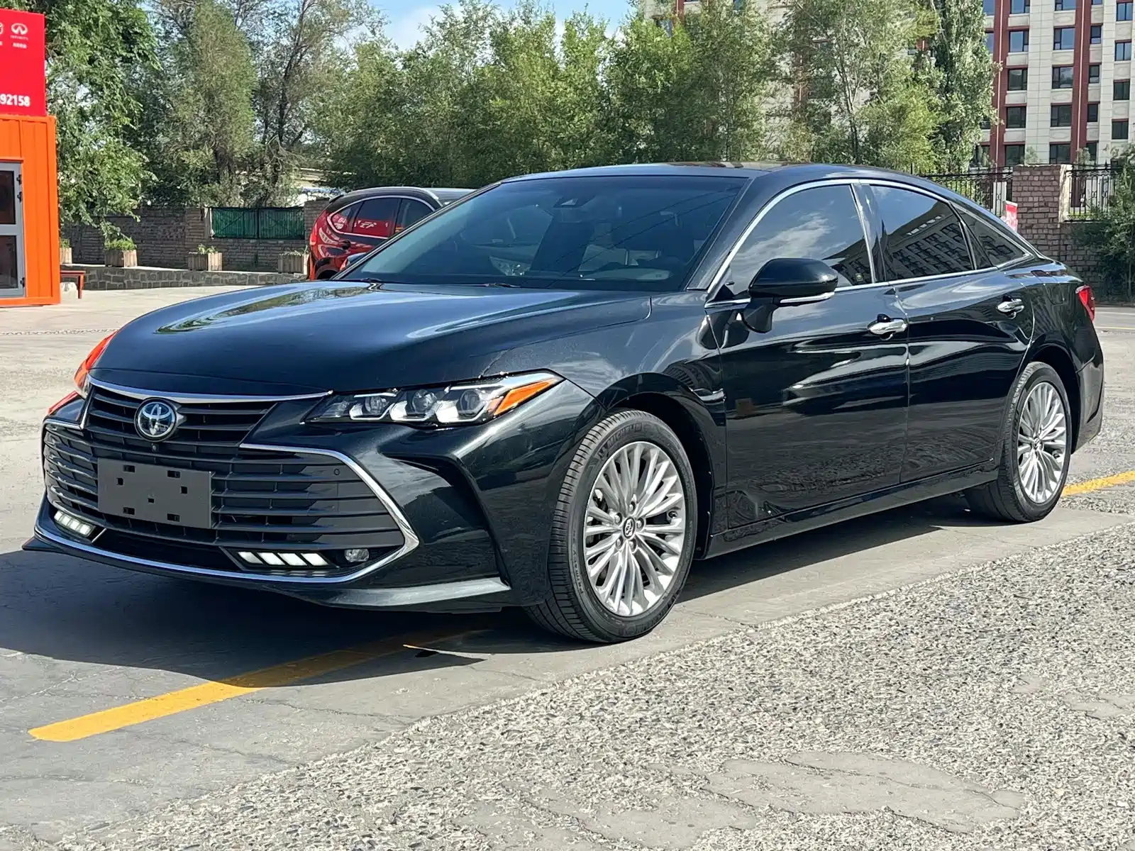 TOYOTA AVALON 2019