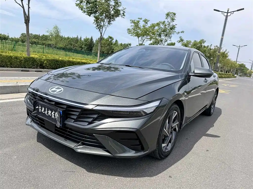 HYUNDAI ELANTRA 2022