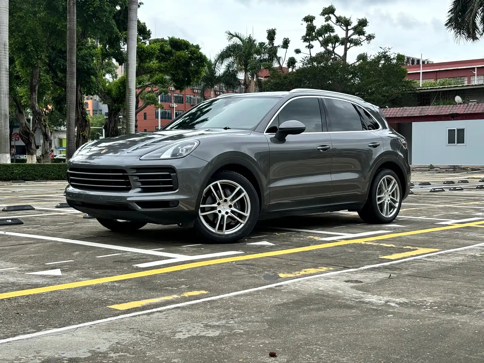 PORSCHE CAYENNE 2019