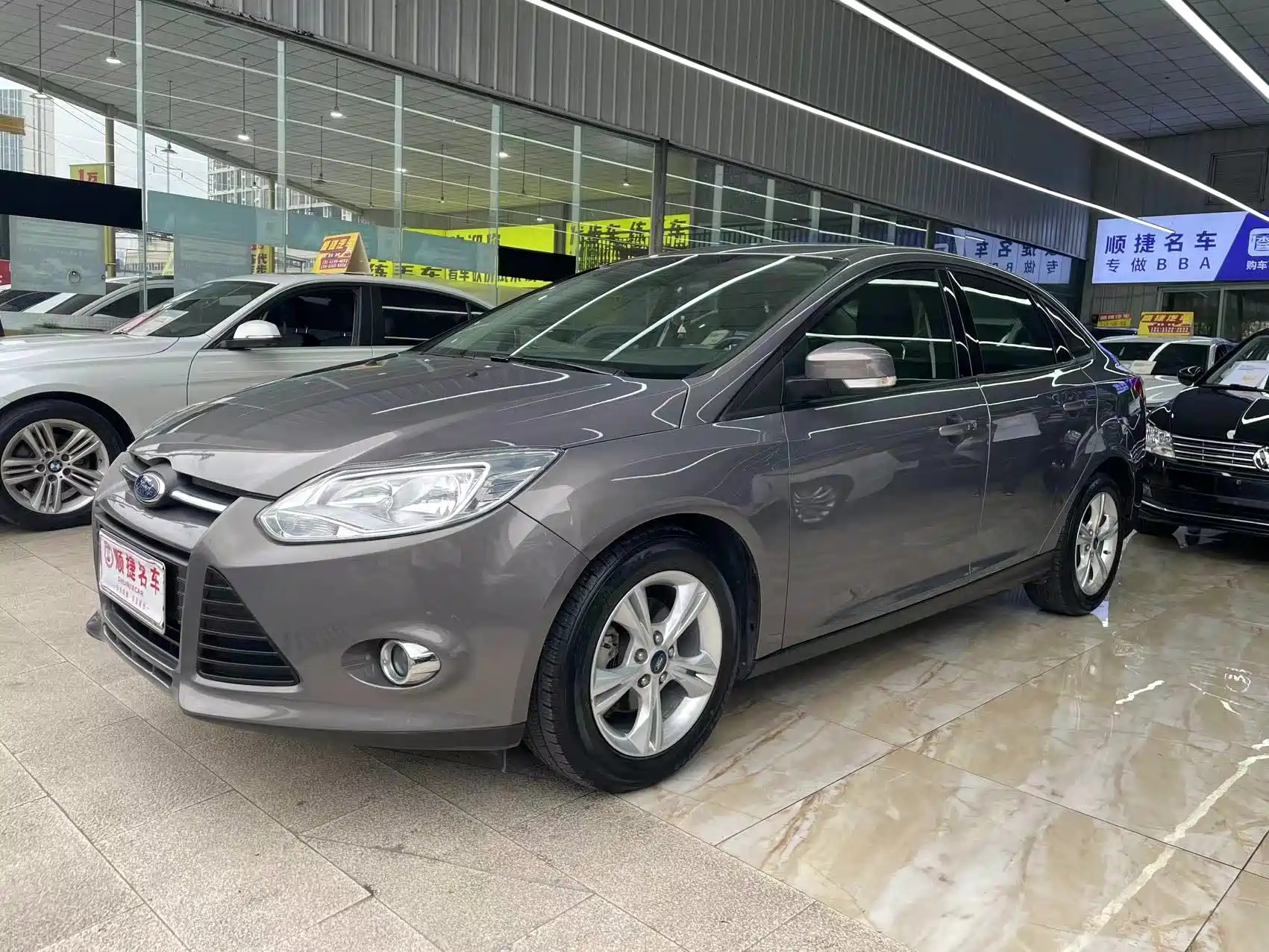 FORD FOCUS 2012