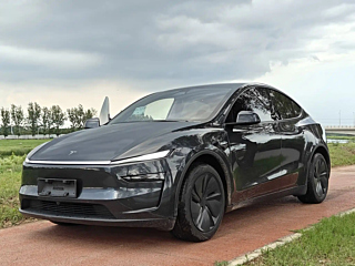 Заказать TESLA MODEL Y