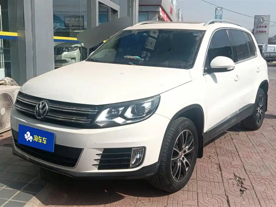 VOLKSWAGEN TIGUAN 2013