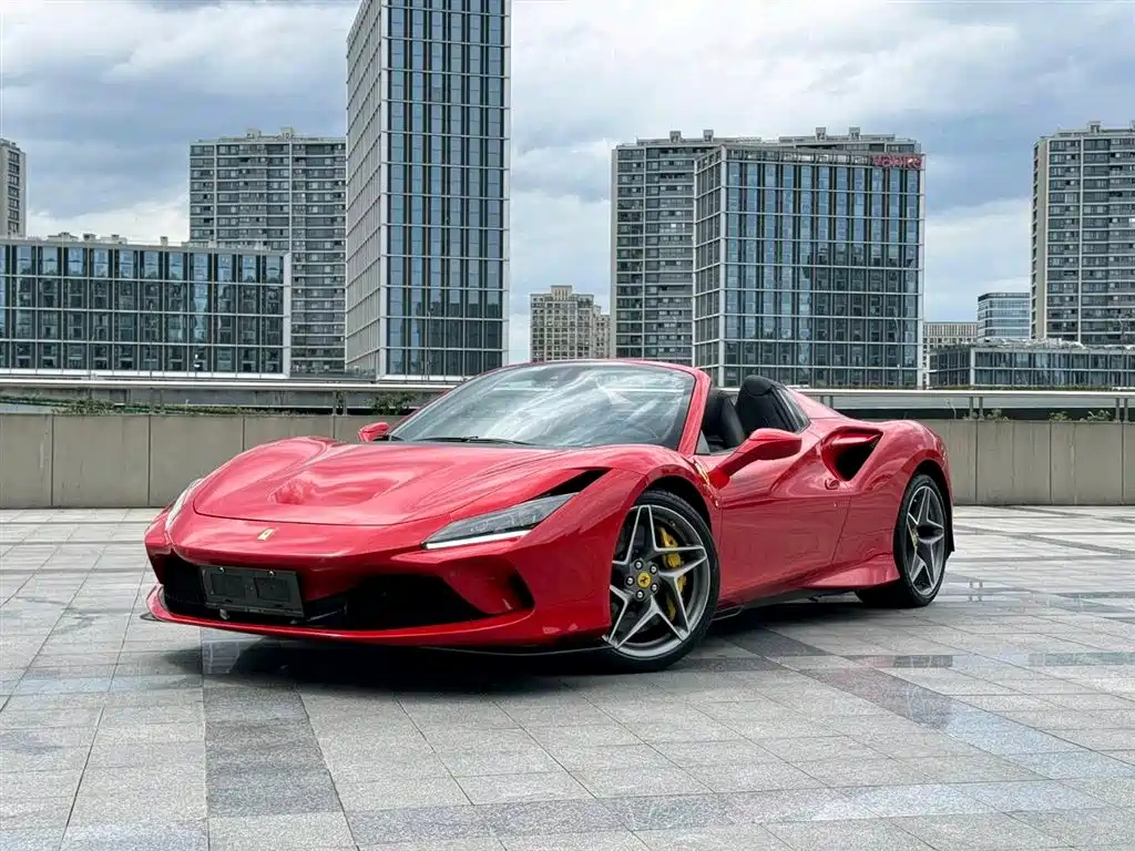 FERRARI F8 2020