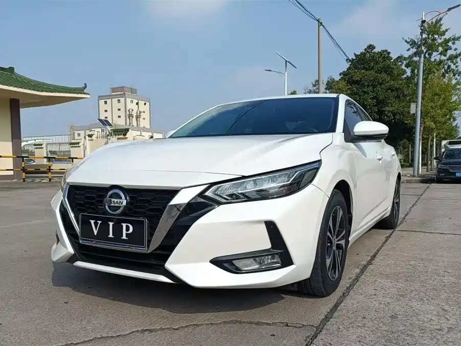 NISSAN SYLPHY 2022