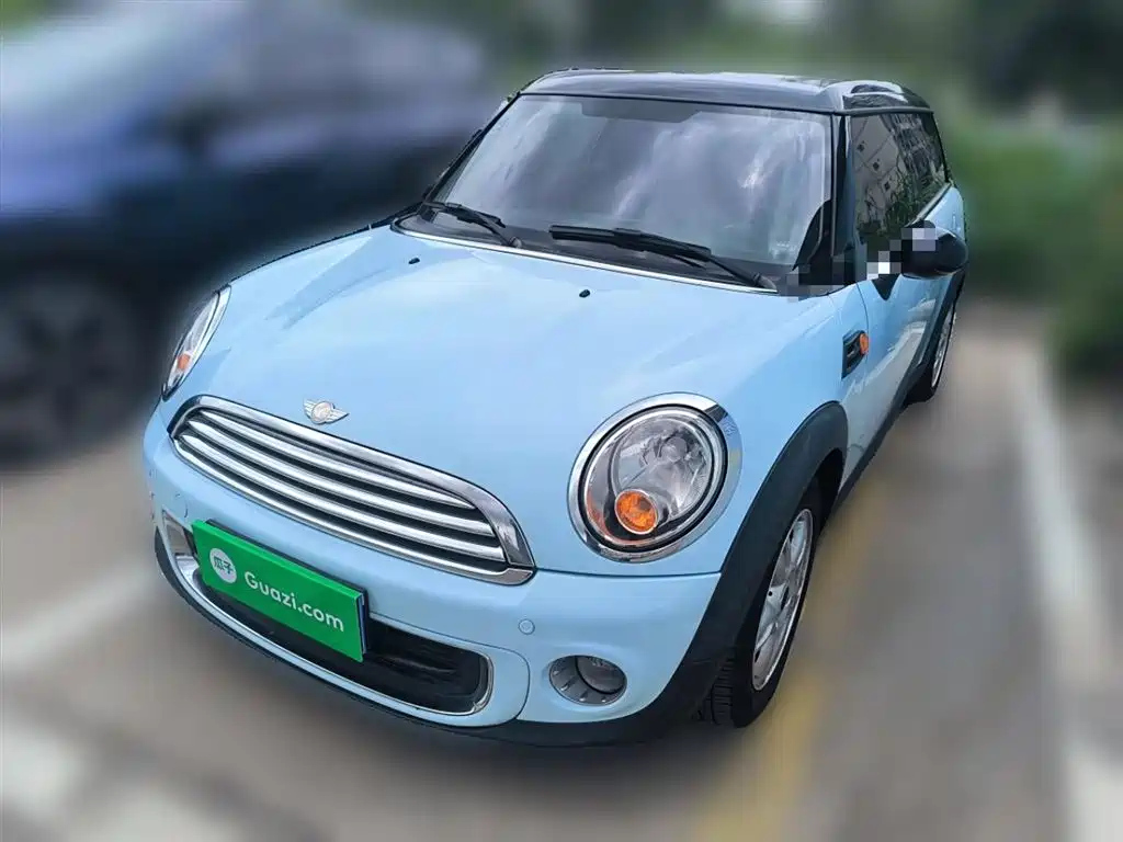 MINI CLUBMAN
