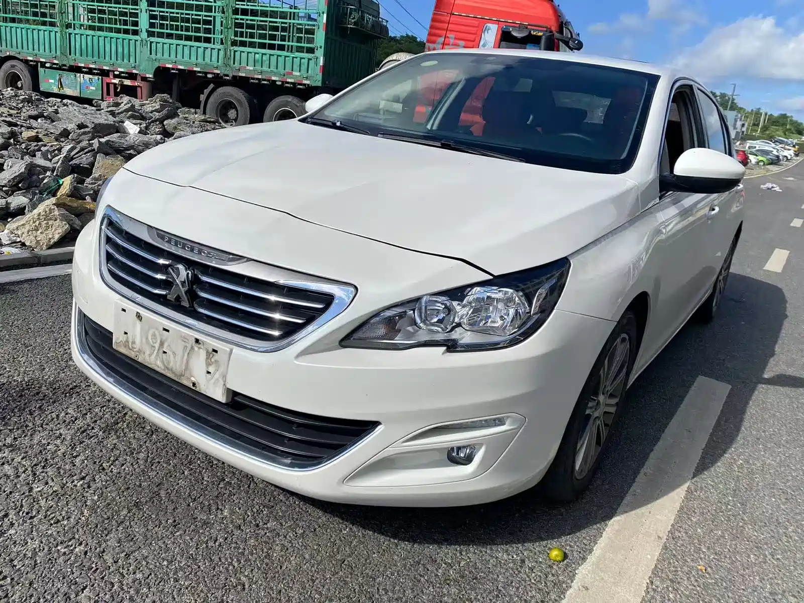 PEUGEOT 408 2016