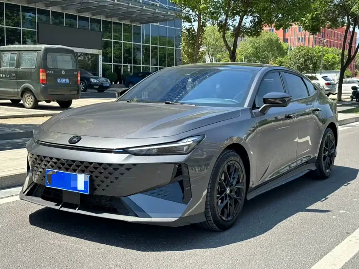 CHANGAN UNI-V 2024