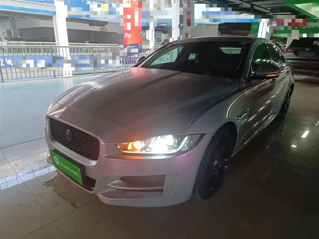 JAGUAR XE 2015