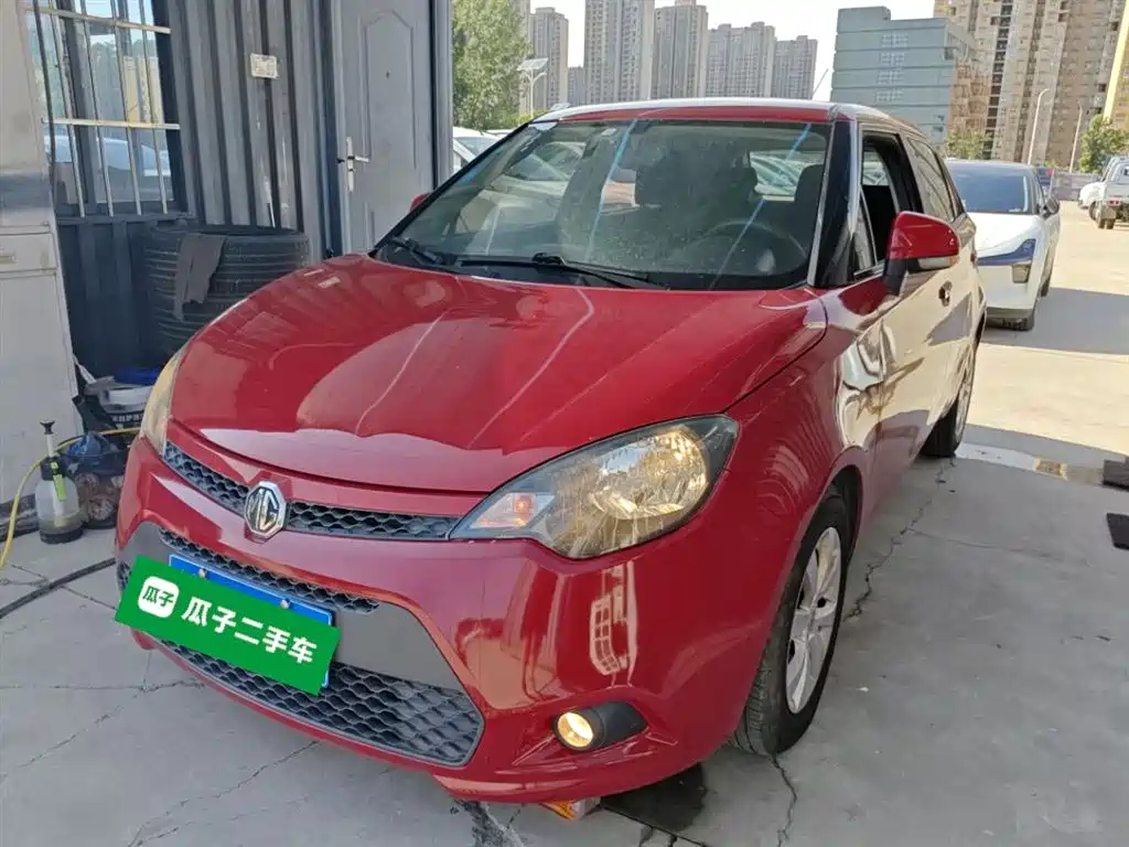 MG 3 2013
