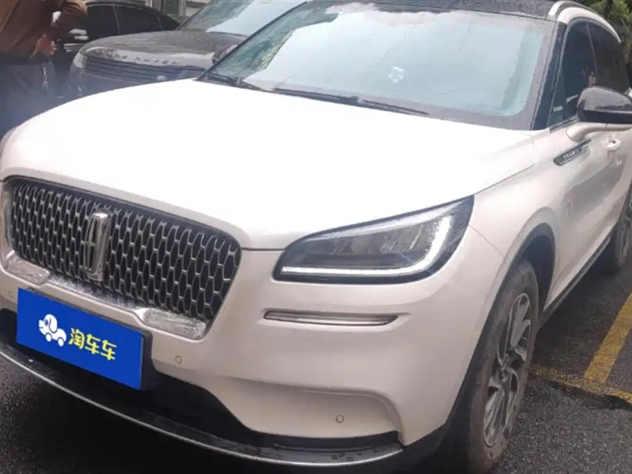LINCOLN ADVENTURER 2022