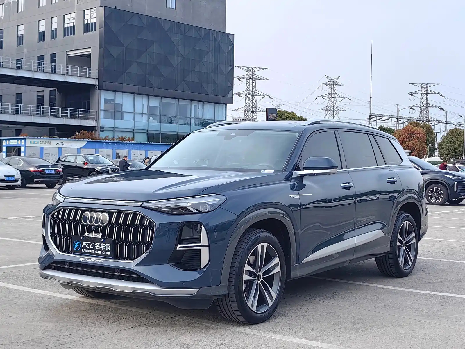 AUDI Q6 2023