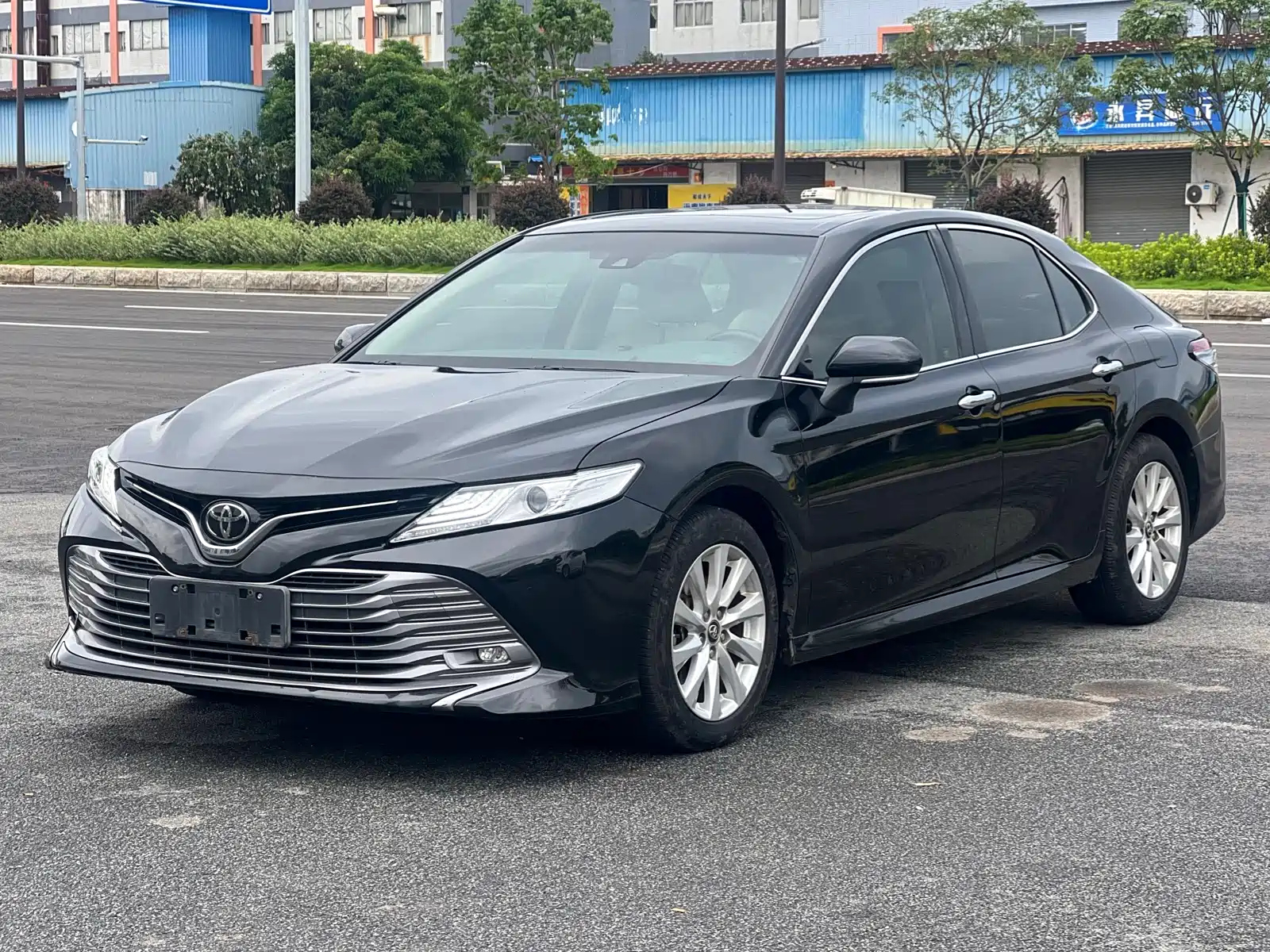 TOYOTA CAMRY 2018