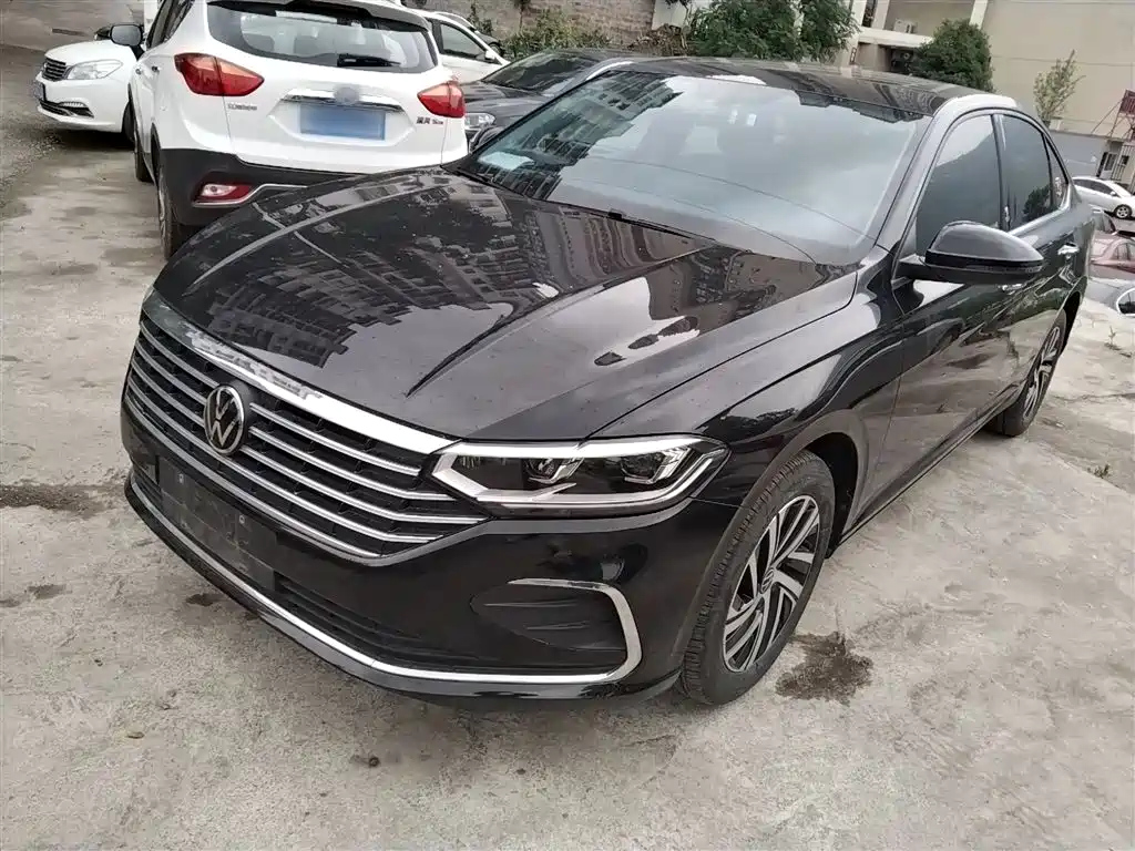 VOLKSWAGEN LAVIDA 2023