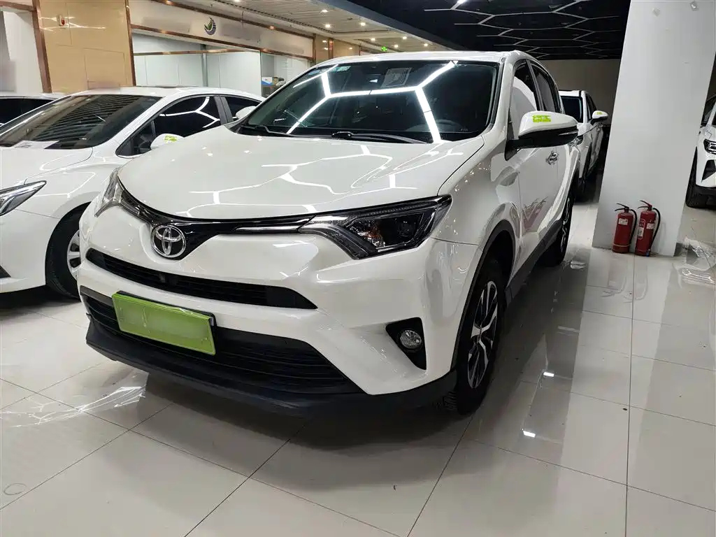 TOYOTA RAV4 RONGFANG 2016