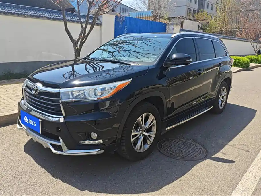 TOYOTA HIGHLANDER 2017