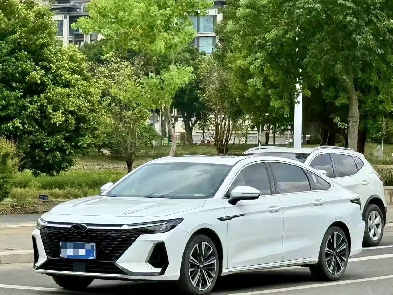 CHERY ARRIZO 8