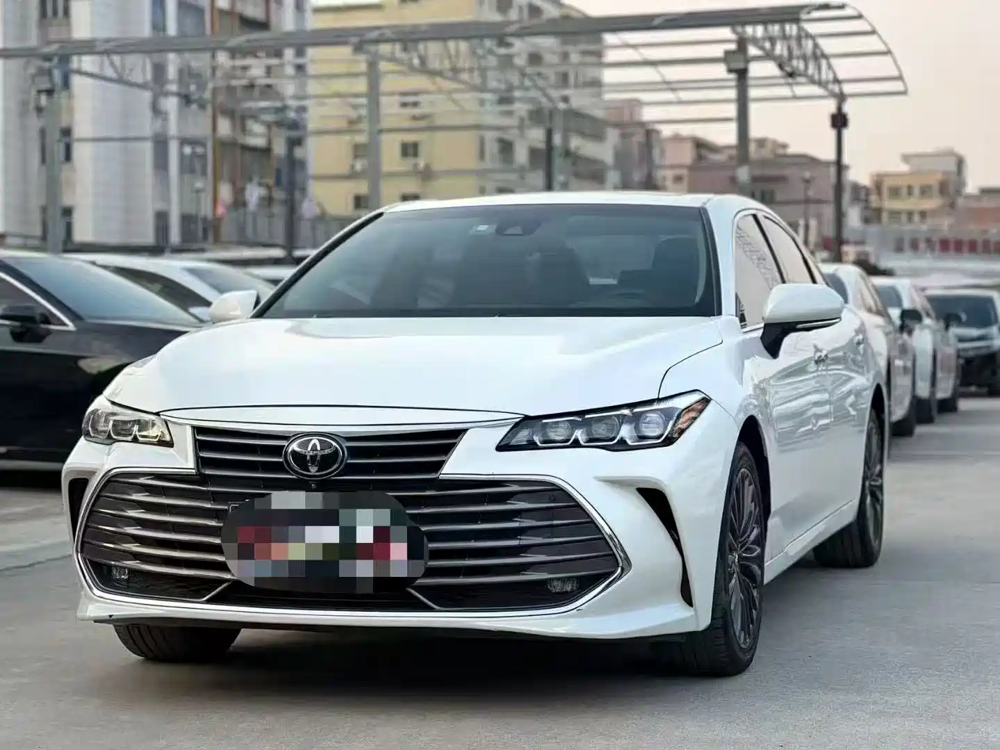 TOYOTA AVALON 2019