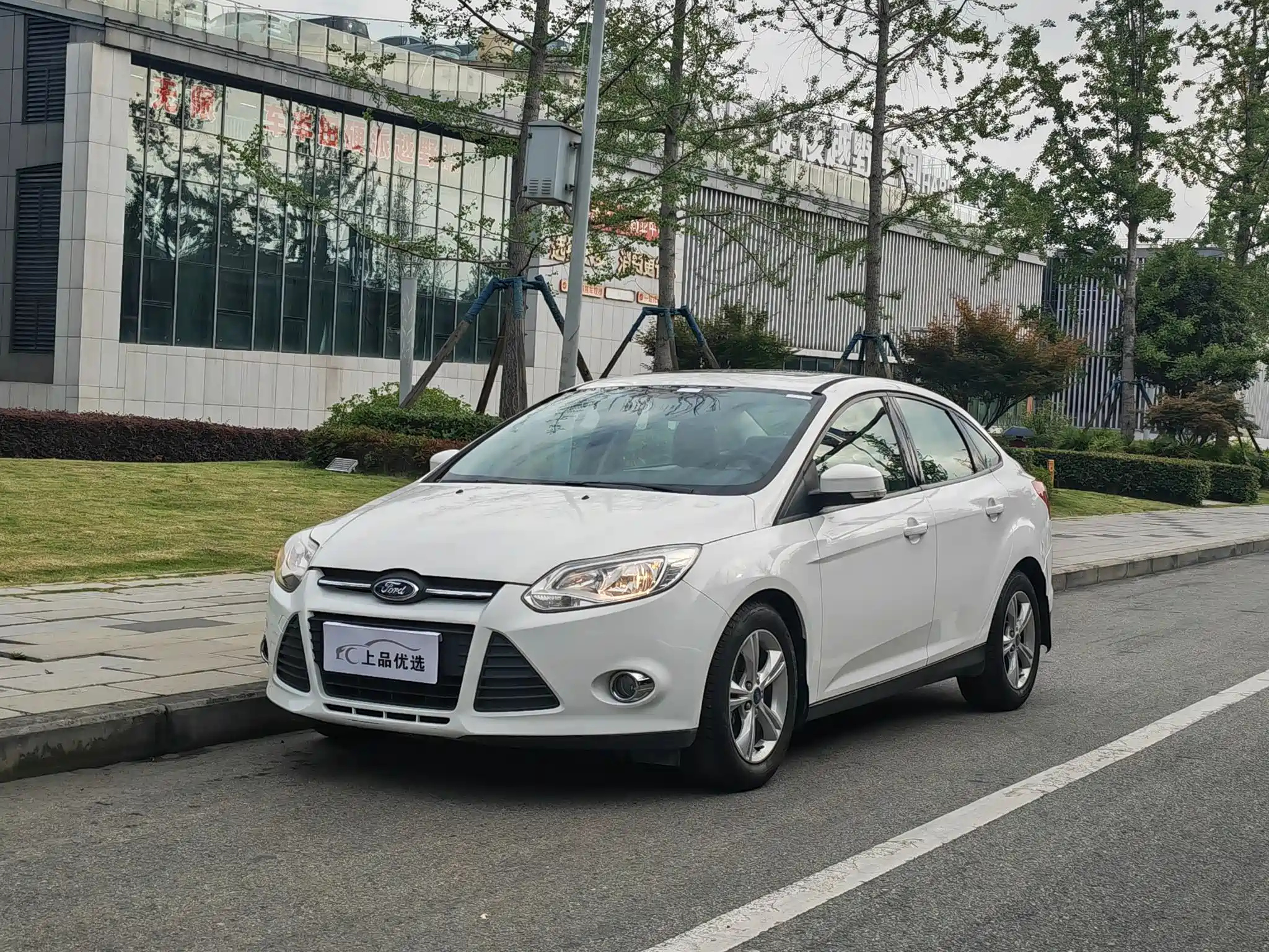 FORD FOCUS