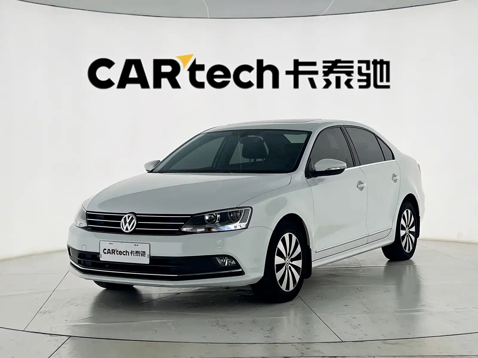 VOLKSWAGEN SAGITAR 2018