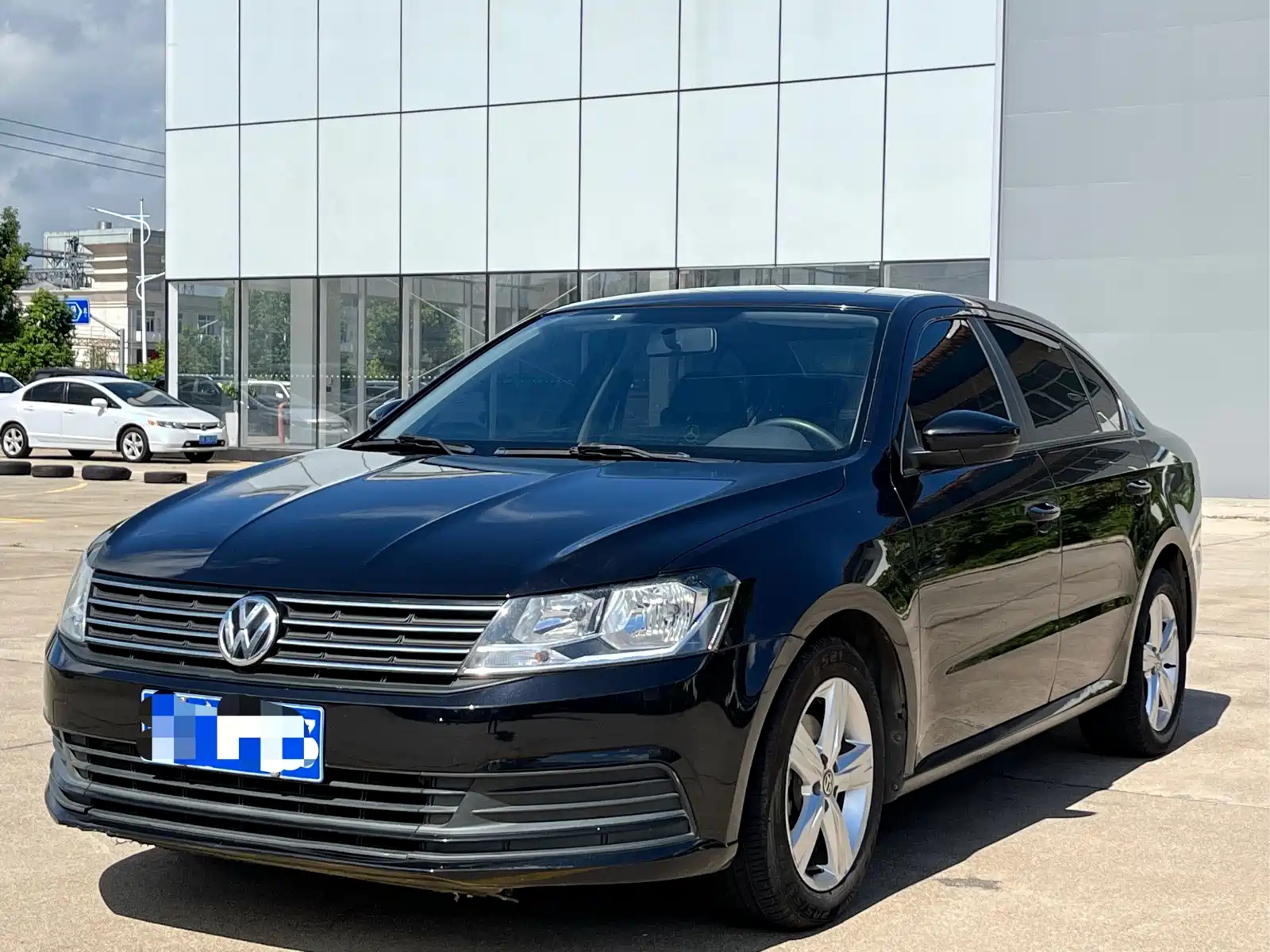 VOLKSWAGEN LAVIDA 2017