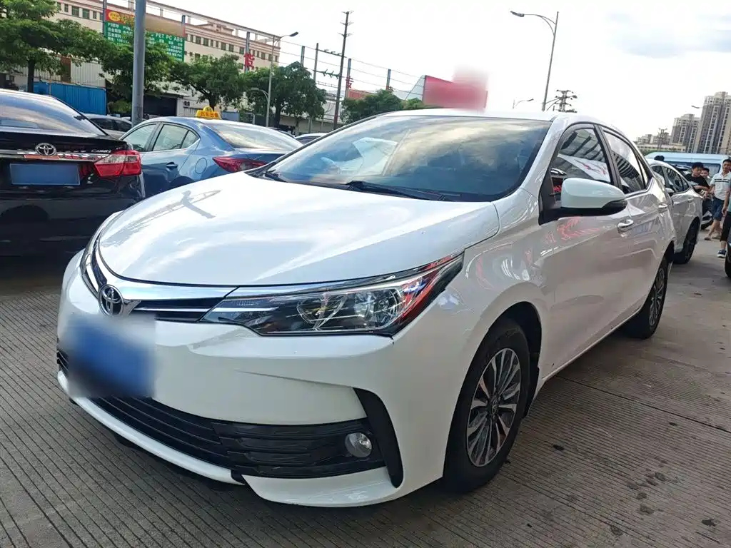 TOYOTA COROLLA 2017