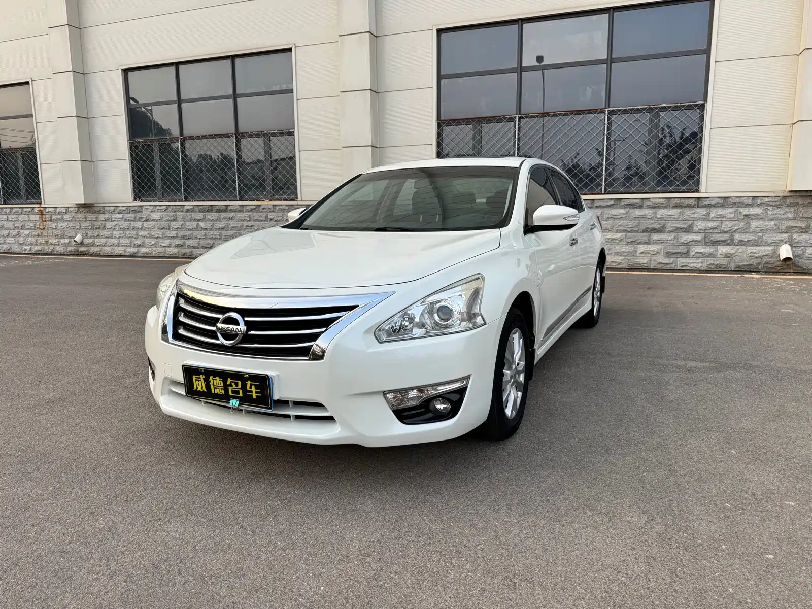 NISSAN TEANA 2013