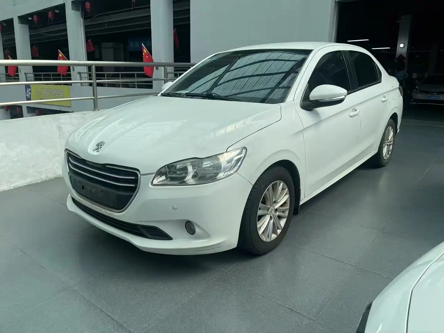 PEUGEOT 301 2014