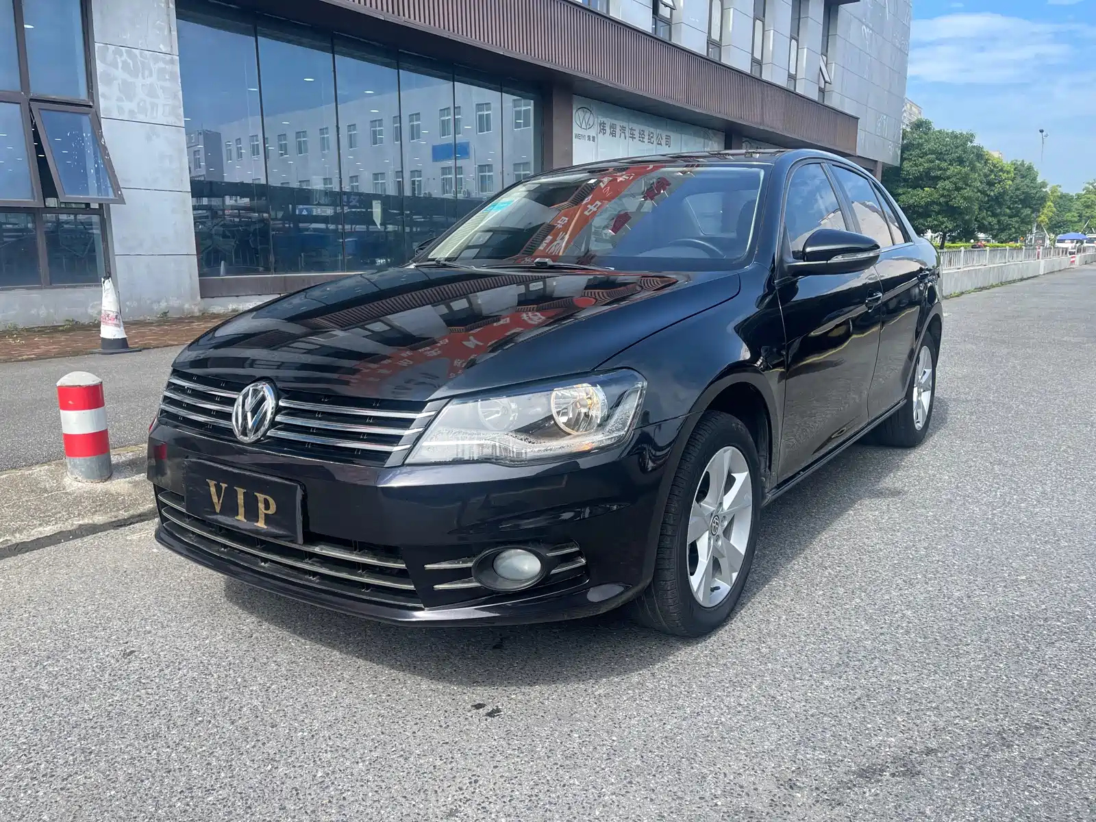 VOLKSWAGEN BORA 2014