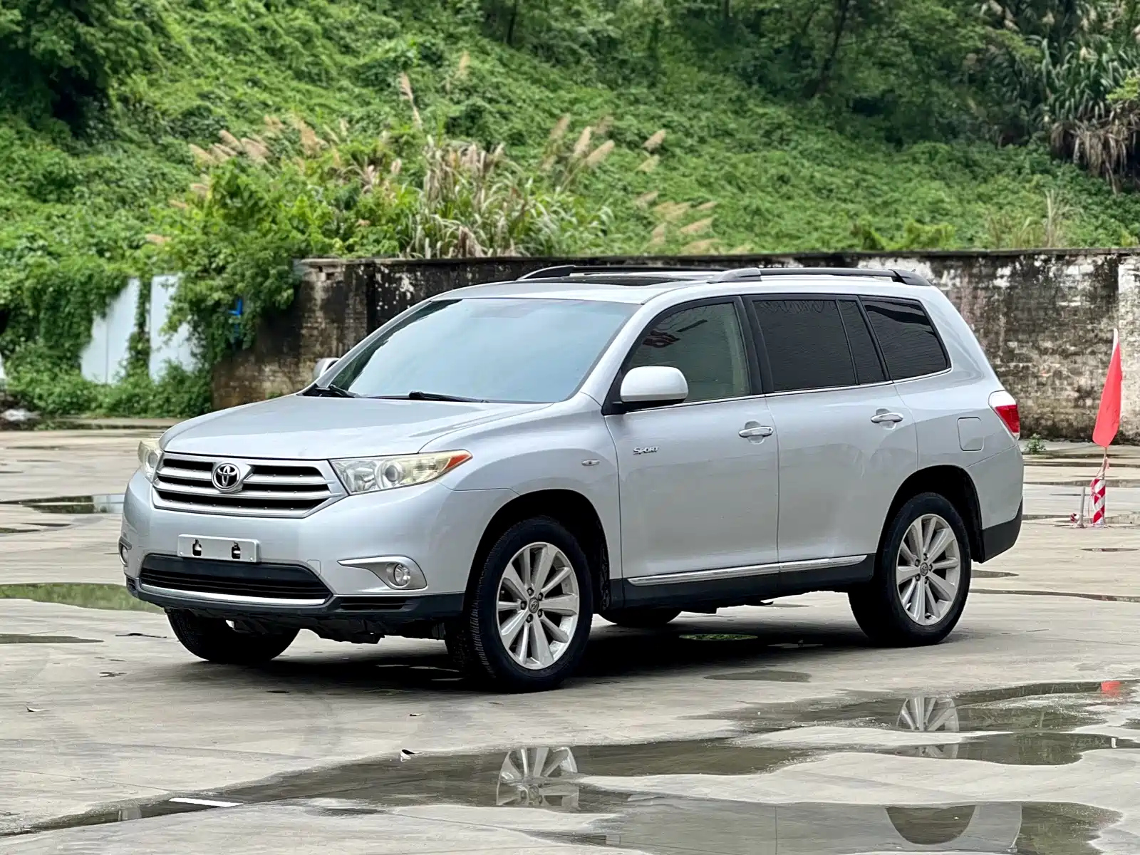 TOYOTA HIGHLANDER 2012