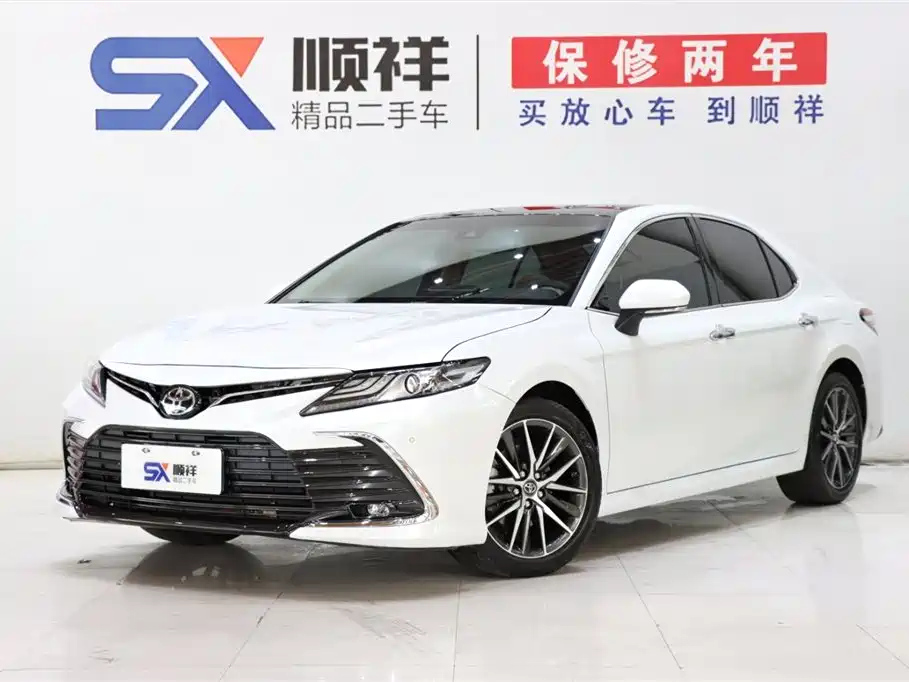 TOYOTA CAMRY 2021