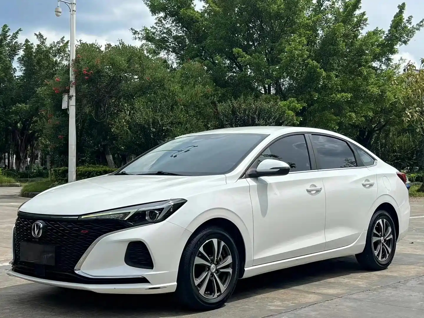 CHANGAN EADO 2020