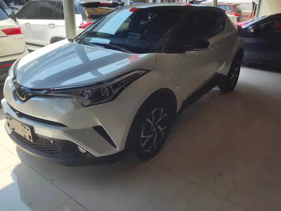 TOYOTA C-HR 2018