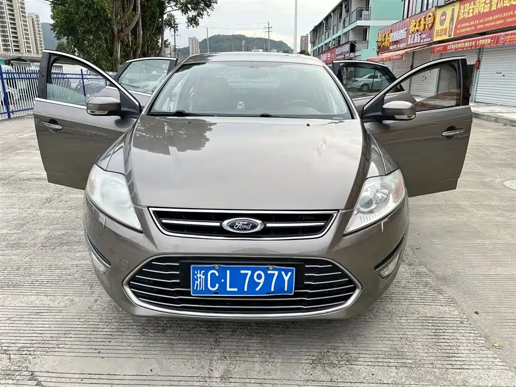FORD MONDEO - WINNER 2011