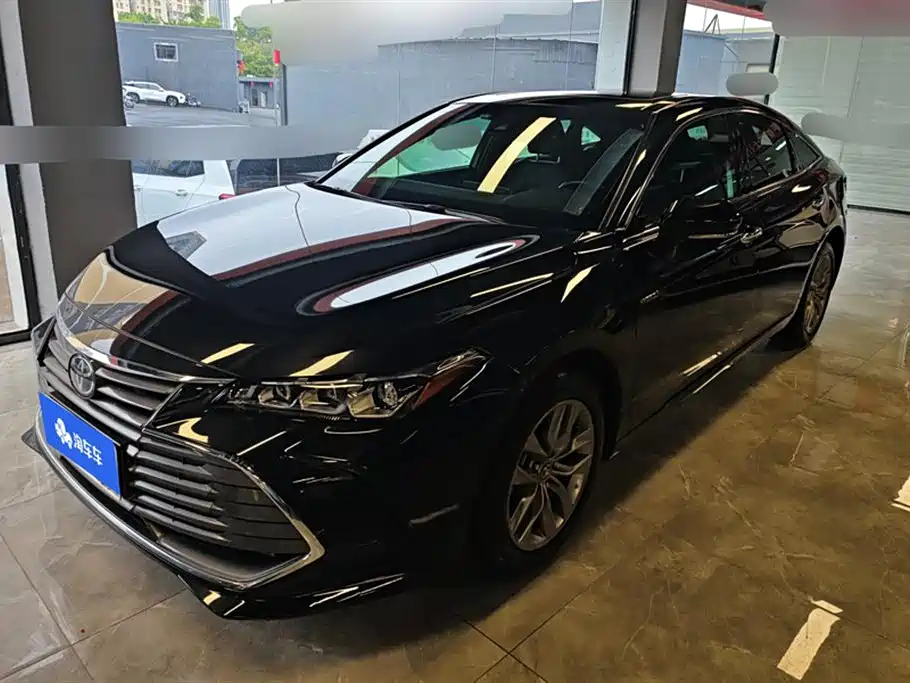 TOYOTA AVALON 2019