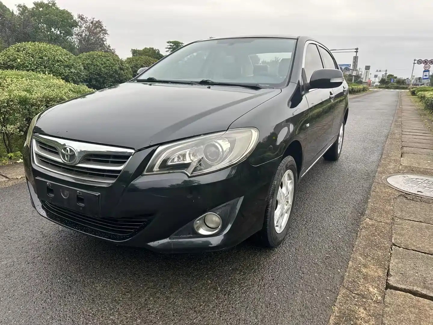 TOYOTA COROLLA 2013