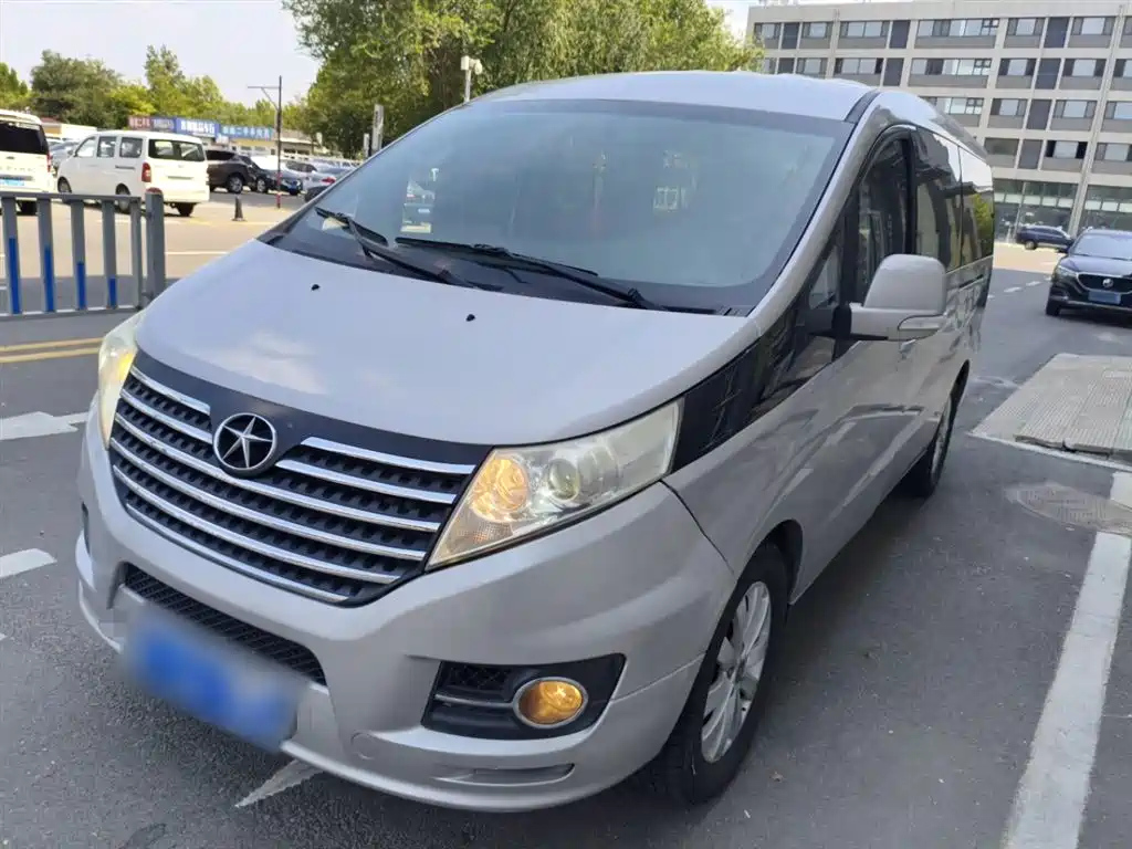JAC REFINE M5