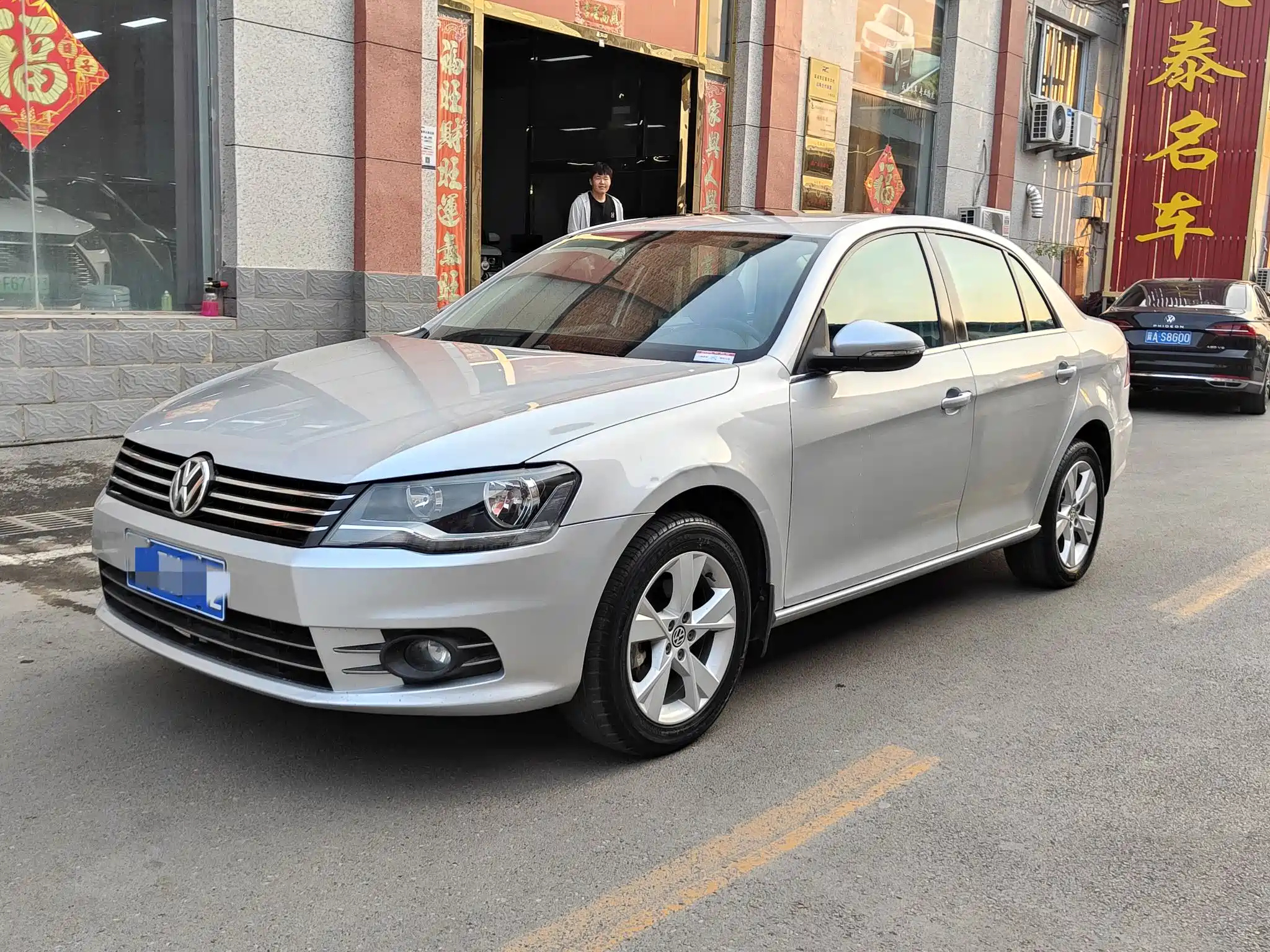 VOLKSWAGEN BORA 2013