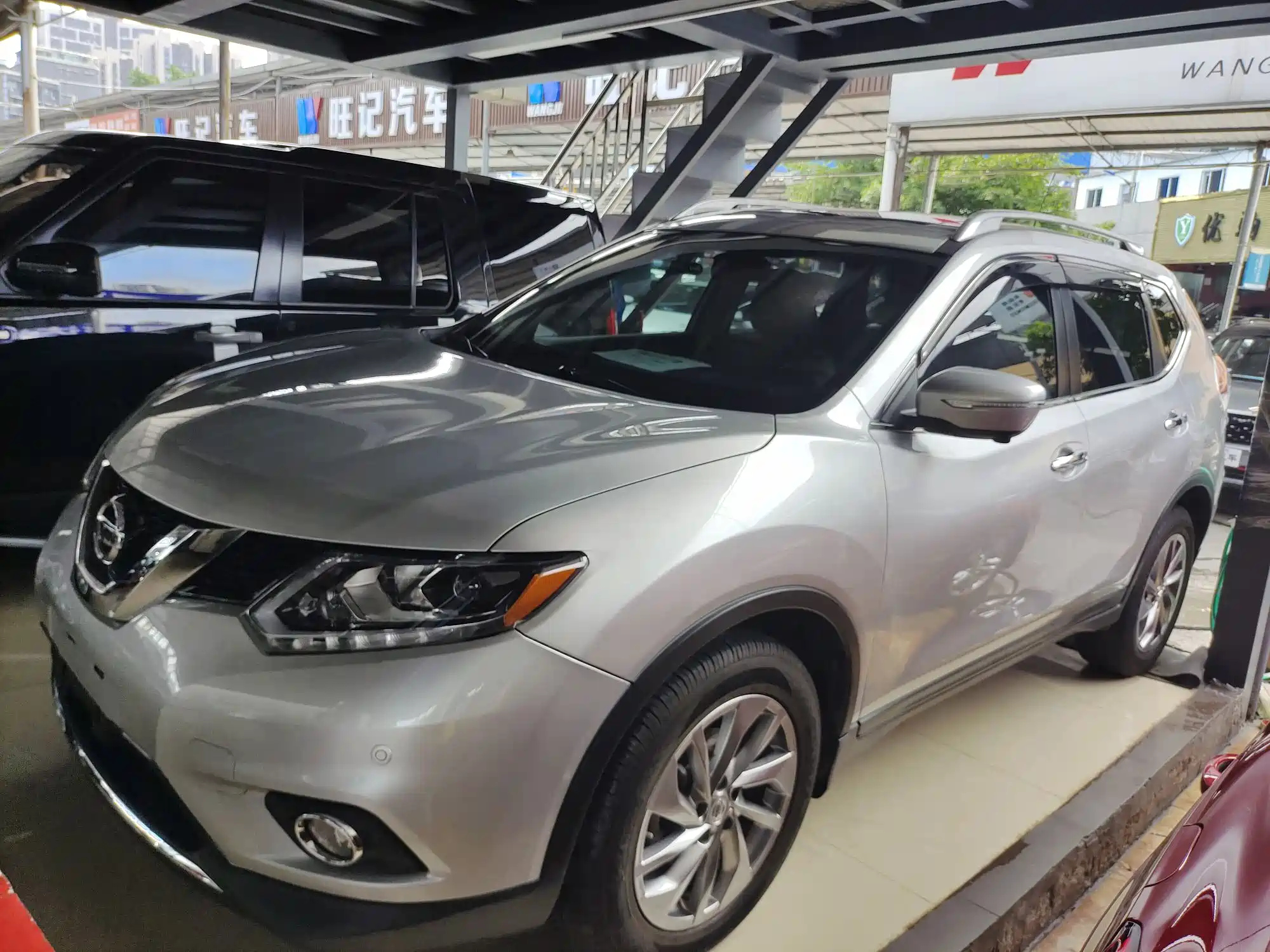 NISSAN X-TRAIL 2014