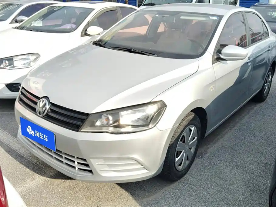 VOLKSWAGEN JETTA 2013