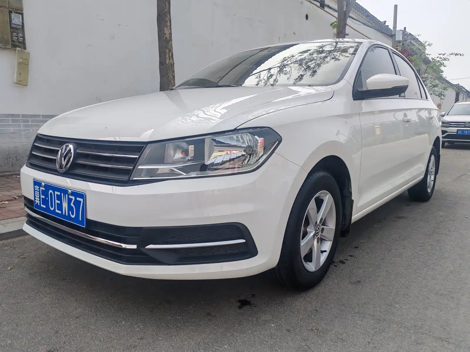 VOLKSWAGEN SANTANA 2021