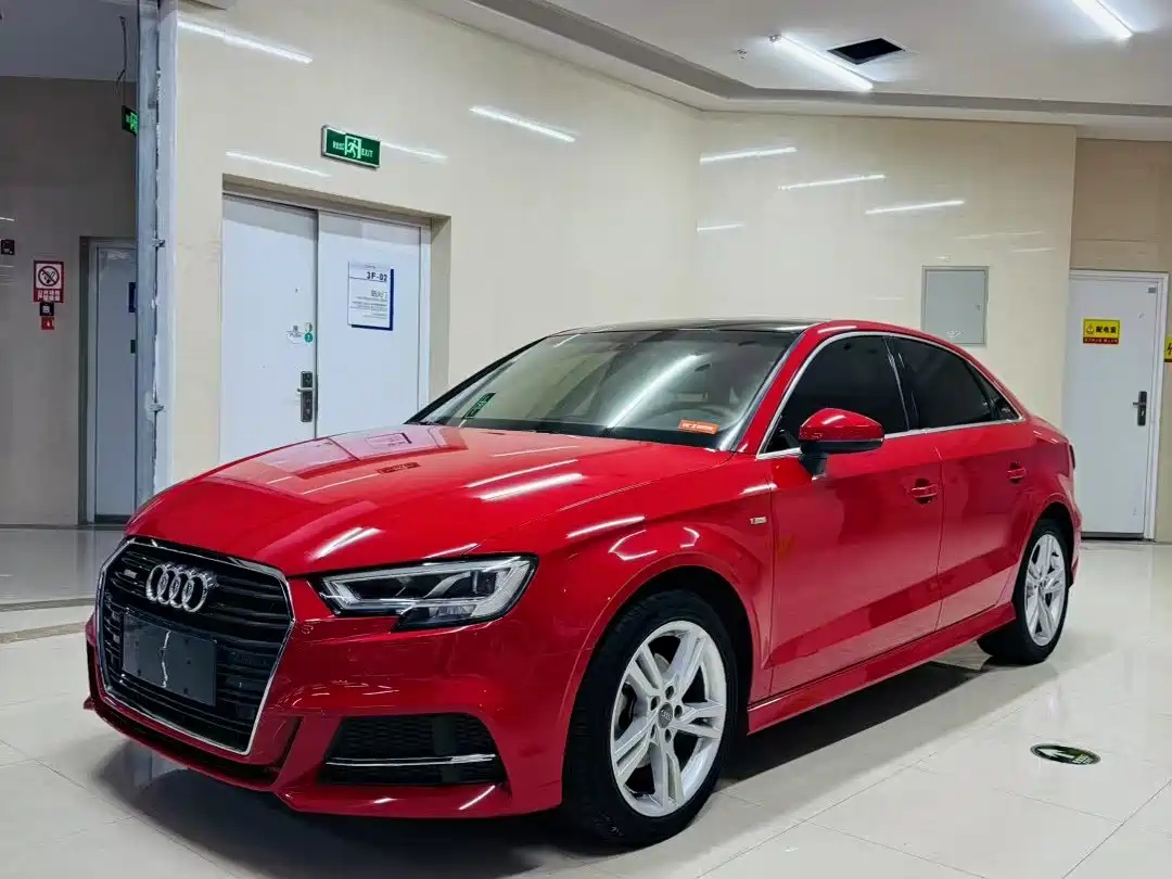 AUDI A3 2019