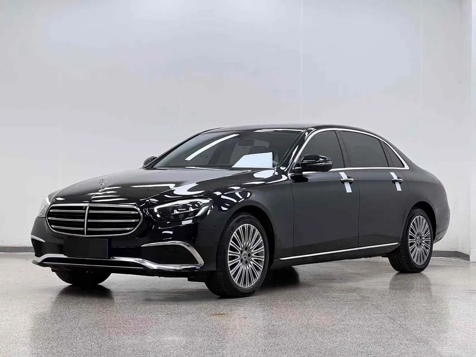 MERCEDES BENZ E-CLASS 2022