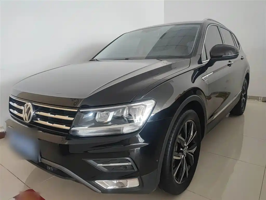 VOLKSWAGEN TIGUAN L 2020