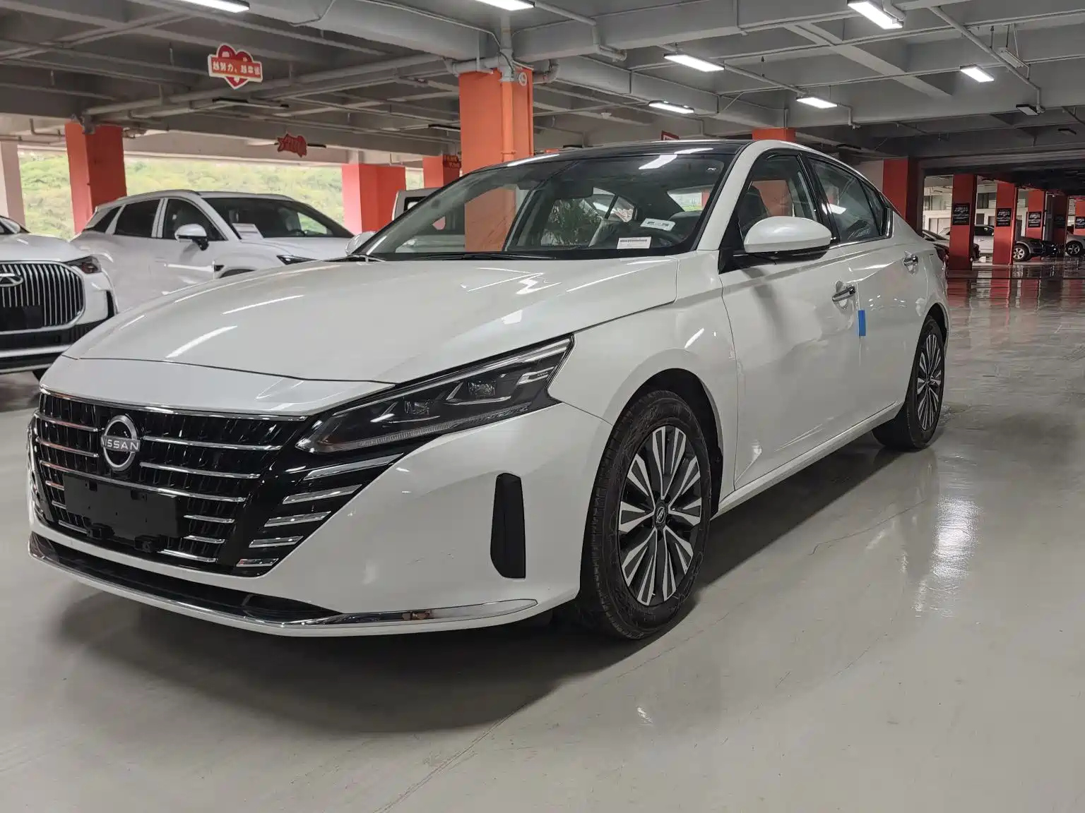 NISSAN TEANA 2022