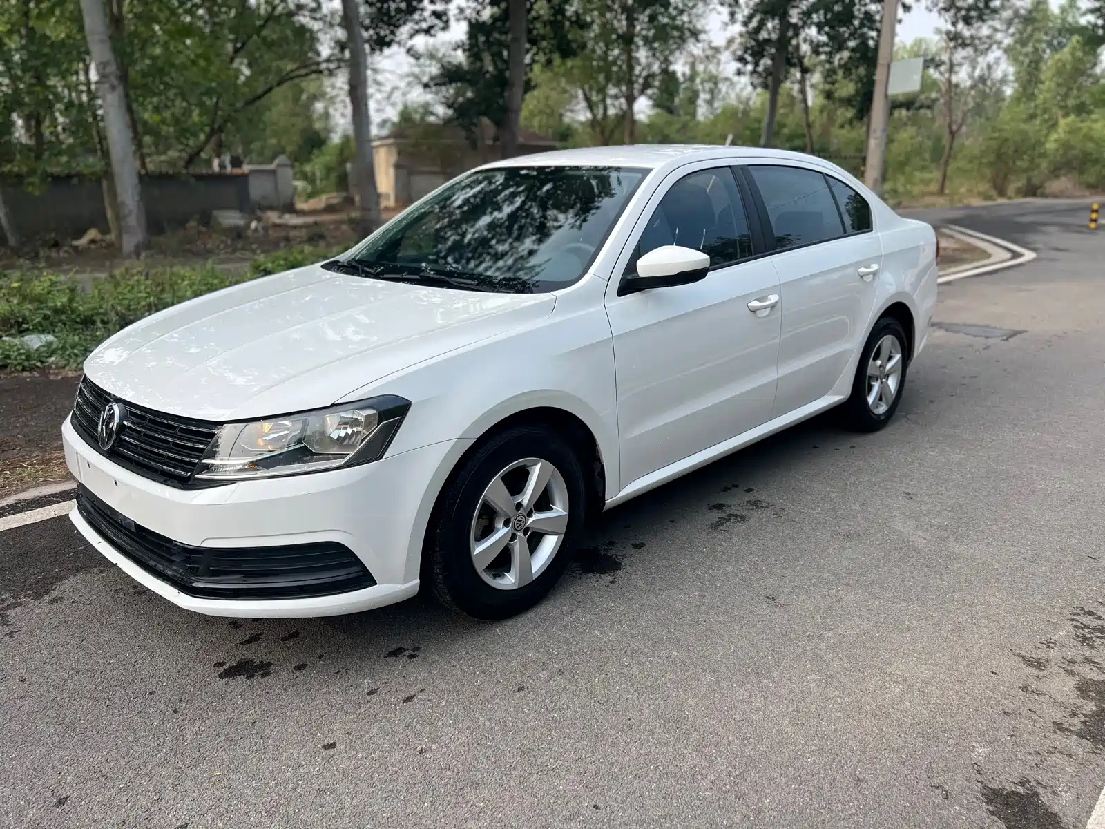 VOLKSWAGEN LAVIDA 2015